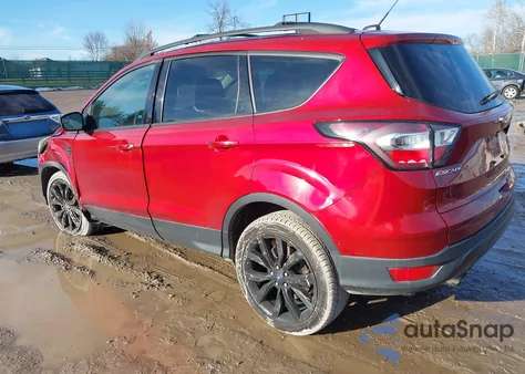 2017 Ford Escape Se z USA, uszkodzony, nr VIN 1FMCU9GD6HUE89597